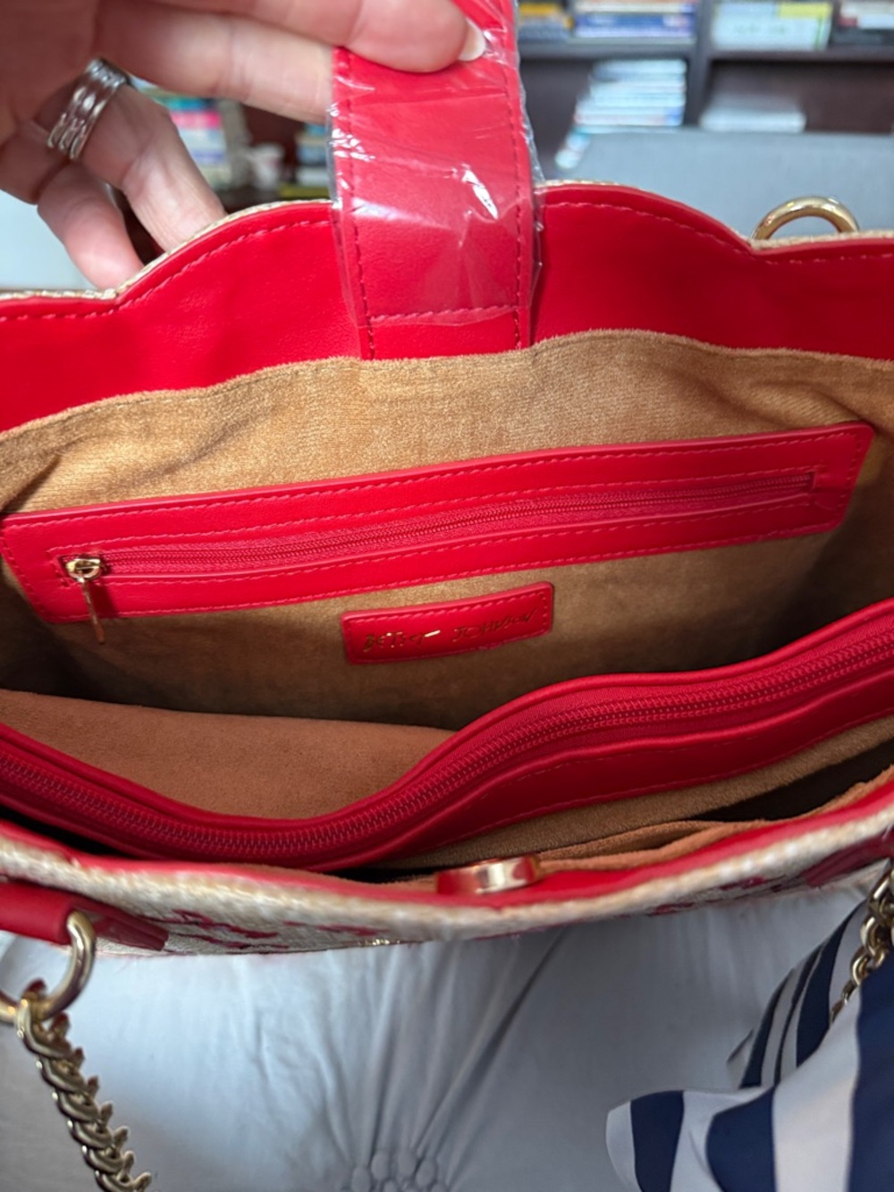 Betsey Johnson Lobster Print Straw Tote with Blue Stripe Scarf—NWT - Picture 6 of 6